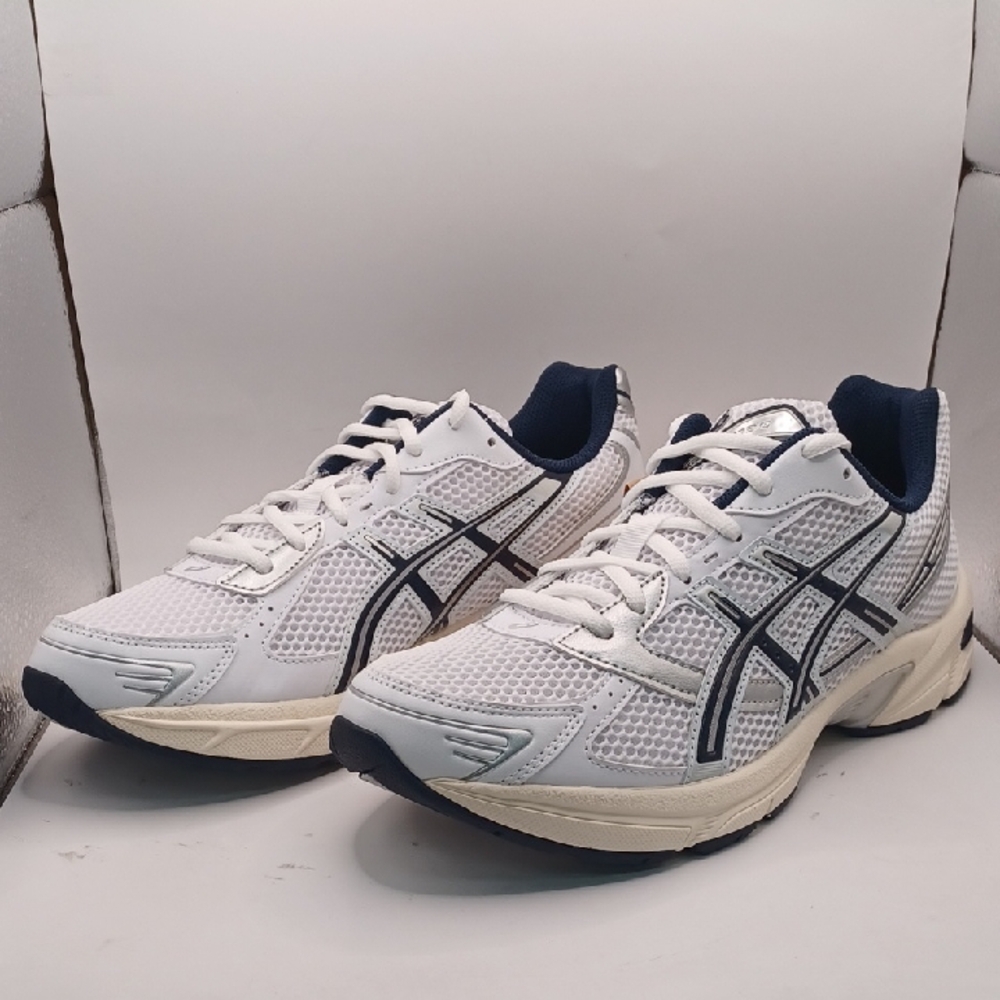 NEW Asics Gel 1130 Sneakers-White/Midnignt Size M:9.6 W:11 US
